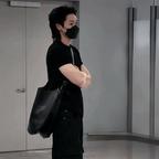 魏了睡Zzzzz头像
