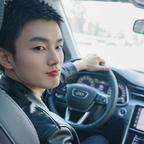 爱吃紫薯麻团的鹿王头像