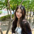 爱看短剧的夏夜子头像