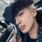我是牛逼天尊🥀头像