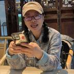 小霞之家头像