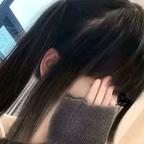 小困😪头像