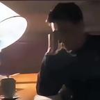 向谁边头像