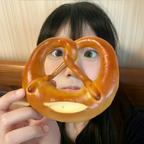 牛角包女王头像