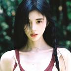 祎颗桃子头像