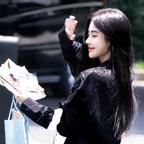 鞠兮儿头像