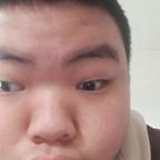 爱吃酱汁的祁轻头像