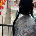 拾月头像